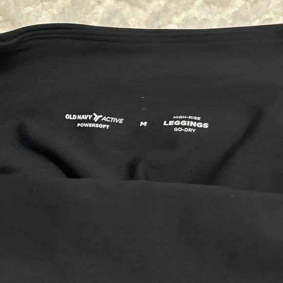Old Navy High-Rise Black Leggings - Size Medium - Picture 3 of 4